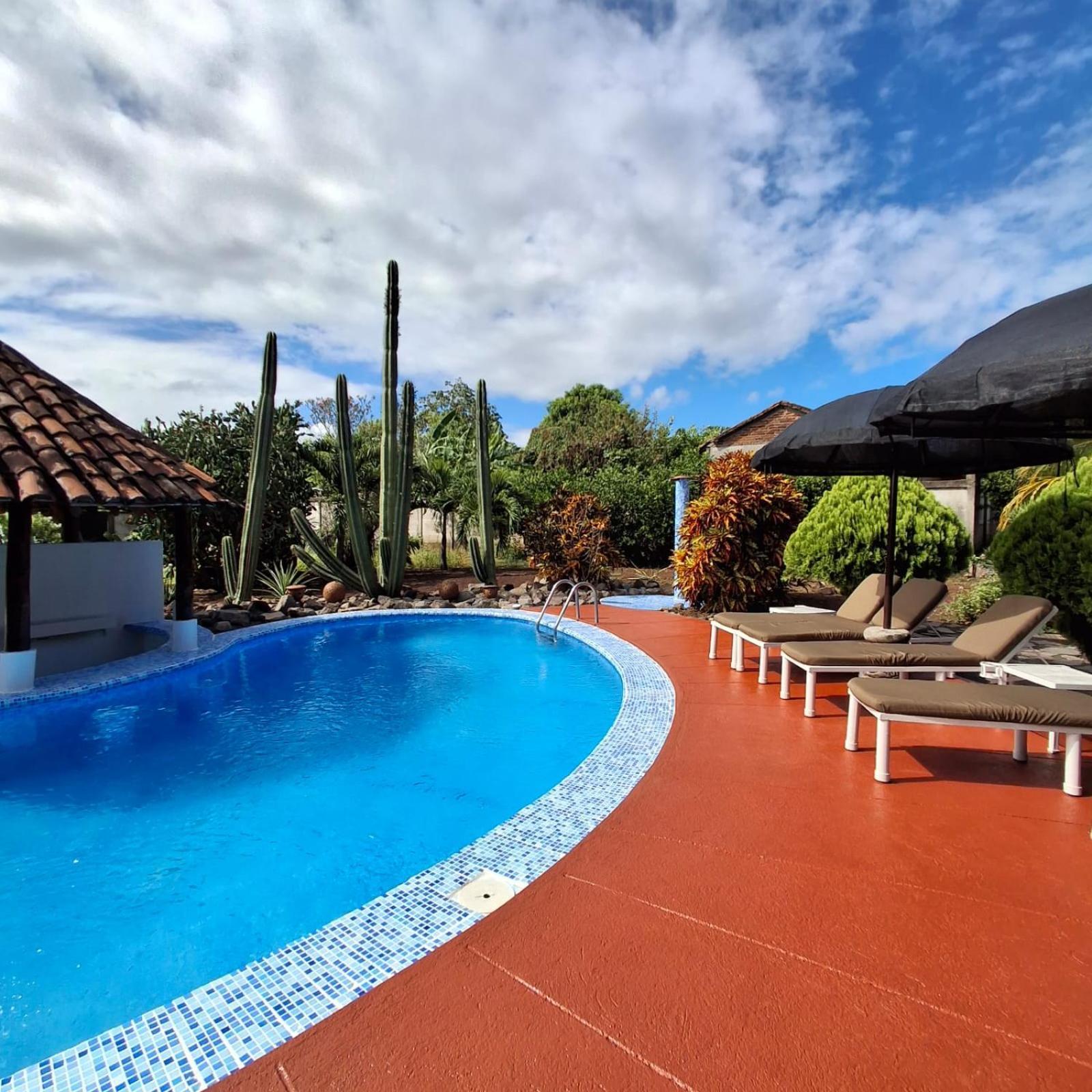 Hotel Jardin Garden De Granada Nicaragua Номер фото